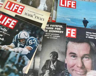 LOTS 1103 - 1105 VINTAGE LIFE MAGAZINES JOHNNY CARSON KENNEDY
