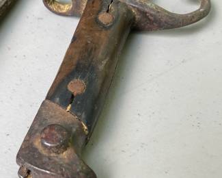 LOT 1090 ANTIQUE REMINGTON MILITARY BAYONET W METAL SCABBARD