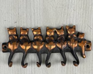 LOT 300 HOW CUTE IS THIS! KITTY CAT KEY HOOK HOLDER BRASS