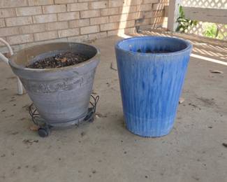 Planters. Flower pots