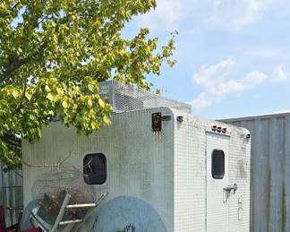 Utility camper trailer