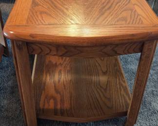 Oak end table