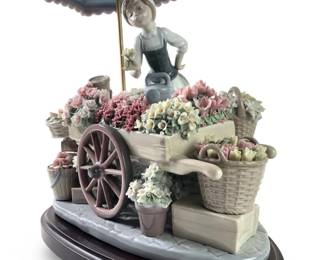 Rare Lladro Flowers of The Season Porcelain Figure