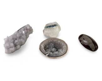 (4pc) Assorted Quartz Geode Cluster Specimen