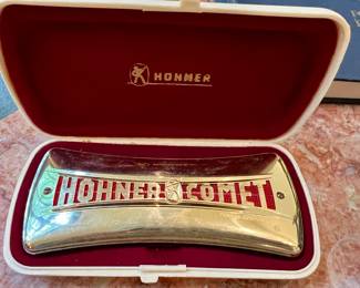 Vtg. Hohner Comet harmonica w/case