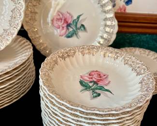 American Limoges - Le Fleur Rouge dish set - 22K Gold