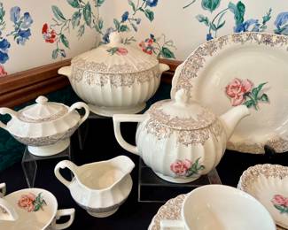 American Limoges - Le Fleur Rouge dish set - 22K Gold