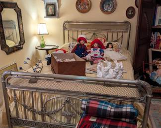 Antique French metal bed