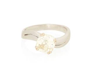 1085
An 18K White Gold and Diamond Ring
Centering an old mine-cut diamond weighing approximately 1.60 carats, with Italian assay marks
Size: 6 3/4
4.2 grams gross
Estimate: $1,500 - $2,000