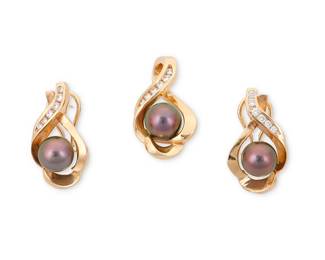 1028
A 14K Gold and Colored Cultured Pearl Pendant and Earring Set
All of a swirling design centering grey cultured pearl measuring approximately 9.50-9.90 mm, accented by graduated round diamonds weighing approximately 0.60 carat
3 pieces
Pendant: 1 1/4, Earrings: 1 1/8 in.
21.8 grams gross
Estimate: $800 - $1,200