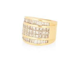 1039
A 14K Gold and Diamond Ring
Featuring tapered baguette and princess-cut diamonds weighing approximately 3.00 carats
Size: 7 1/4
16.8 grams gross
Estimate: $1,500 - $2,500