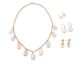 1037
A Group of Gold and Cultured Pearl Jewelry
Including 3 pairs of earrings featuring round and coin cultured pearls together with a gold and baroque pink pearl necklace
7 pieces
Necklace: 18 in.
61.3 grams gross
Estimate: $700 - $900