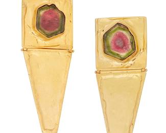 1073
A Pair of 14K Gold and Tourmaline Earrings
Of a geometric design featuring two watermelon tourmaline slices
2 pieces
Measures: 2 1/8 in.
29.3 grams gross
Estimate: $600 - $800