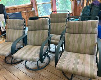 4 outdoor chairs