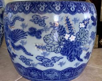Japanese Cylinder Porcelain Hibachi with Phoenix Birds and Nyoi Head Border