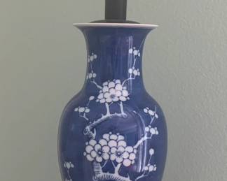 Stunning Blue and White Porcelain Table Lamp
