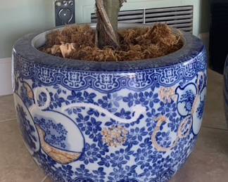 Large Japanese Cylinder Porcelain Hibachi with Floral Panels