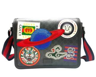 Gucci GG Supreme Patches Messenger Bag