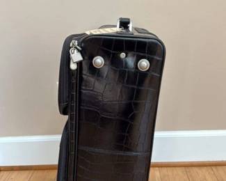 Wilson's The Leather Experts Crocodile Embossed Rolling Briefcase