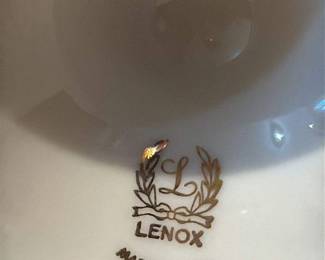 Lenox "Winter Greetings" Vase