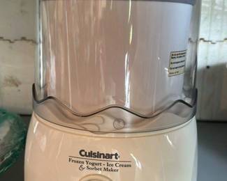 Cuisinart Frozen Yogurt, Ice Cream & Sorbet Maker