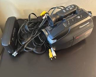 Panasonic PV-L579 Hi-Definition Camcorder