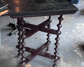 Spool table