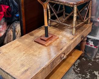 Pine table