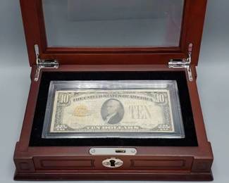 1928 $10 Gold Certificate in Display Case