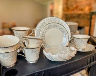 Lenox Windsong China