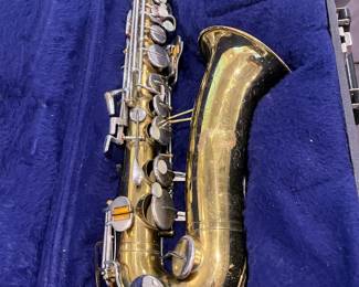 Vintage 1960's Buescher 400 Tenor Sax Excellent Condition