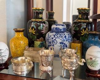 FR114Finding Balance In Your Knick Knacks