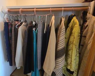 FR196Mystery Lot 5 Womens Clothing And Shoes