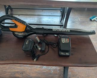 WORX Leaf blower 