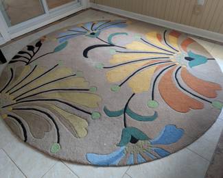 Large round floral area rug 