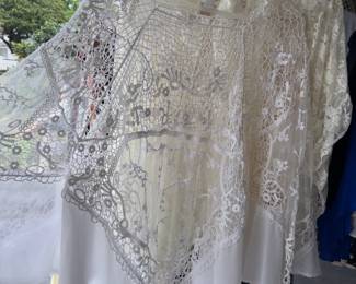 Chicos white lace shawl top 