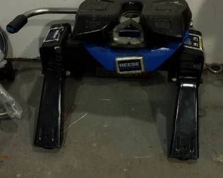 5th wheel hitch