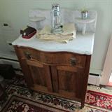 Marble t wash stand