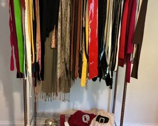 Womens Awesome Accessories 