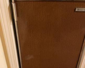 Magic Chef Mini Refrigerator