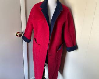 Stylish Reversible Wool Blend Overcoat with Pockets
