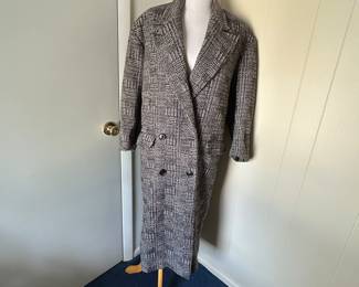 Peabody House Wool Blend Plaid Overcoat in Gray and Black