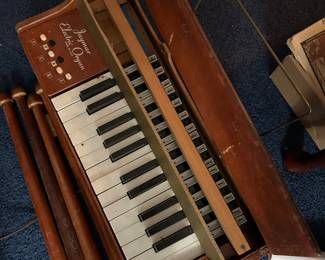 Vintage Jaymar Electric Organ