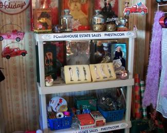 Holiday Barbies / Holiday Supplies