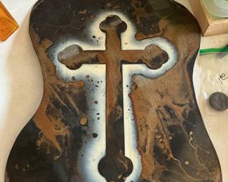Cross metal decor
