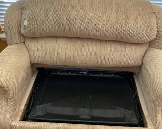 Tan sofa bed (58x40)