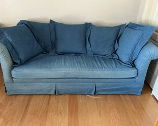 Blue sofa bed (82x30)