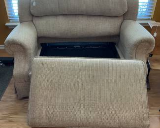 Tan sofa bed (58x40)