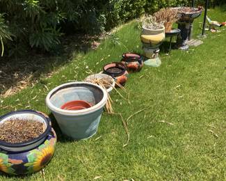 Pots & umbrellas