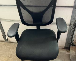 Black office chair